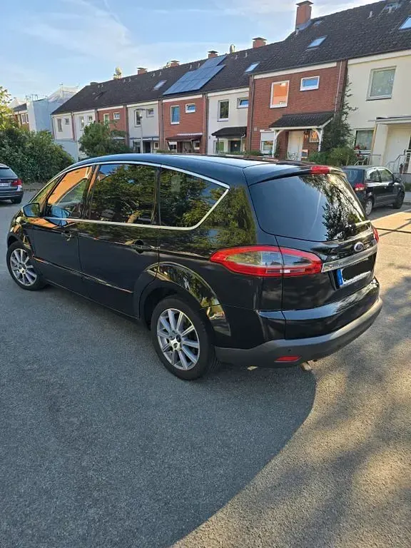 Gebraucht Ford S-MAX Titanium S 140 PS (102 kW) 2013 Schwarz Van / Kleinbus