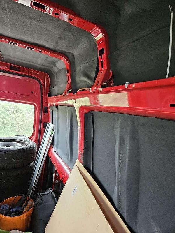 Second-hand Ford Transit 101 CP (74 kW) 2005 Pickup