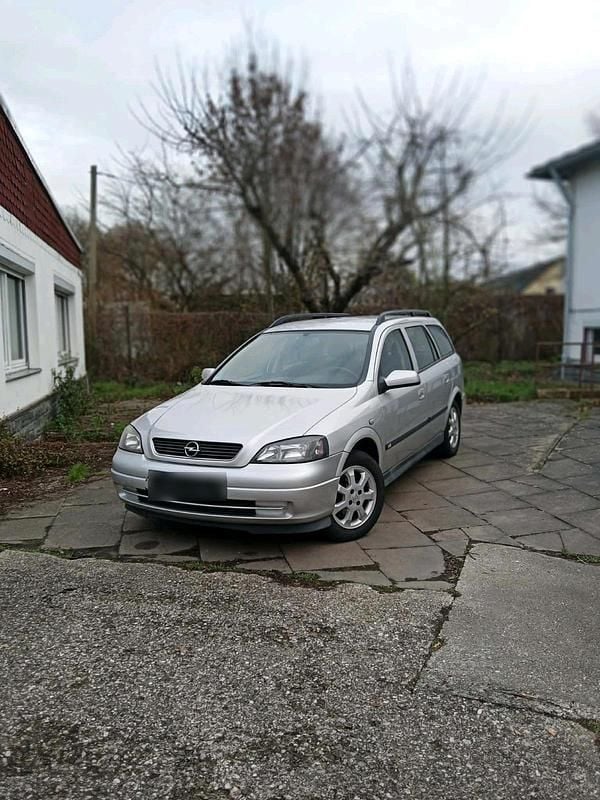 Gebraucht Opel Astra 84 PS (61 kW) 2004 Silber Kombi