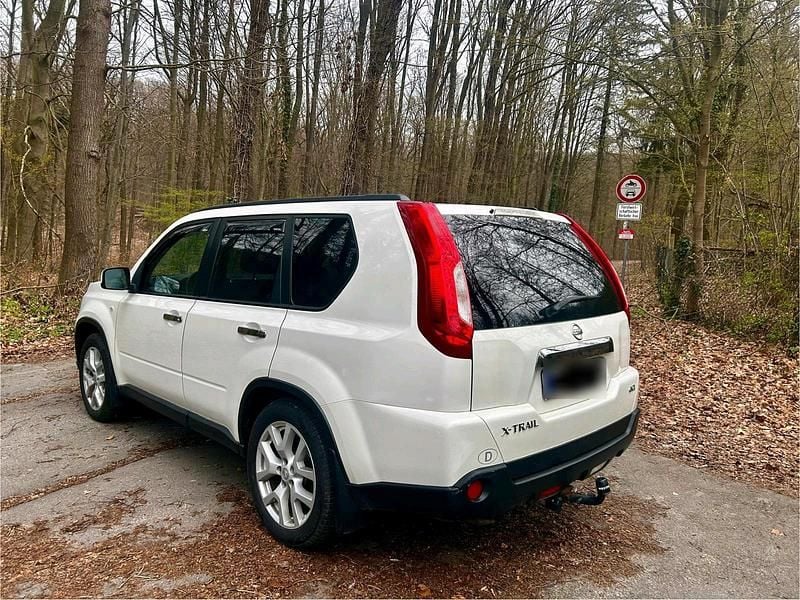 Gebraucht Nissan X-Trail 150 PS (110 kW) 2012 Weiß SUV