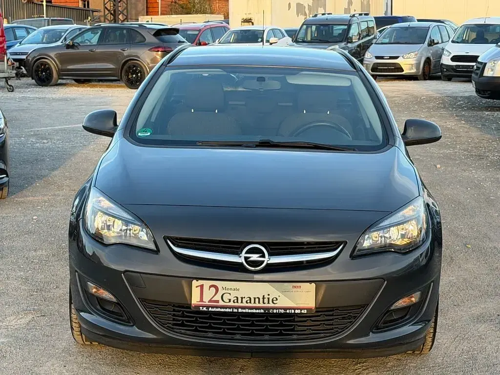 Gebraucht Opel Astra Active 140 PS (102 kW) 2014 Grau Kombi