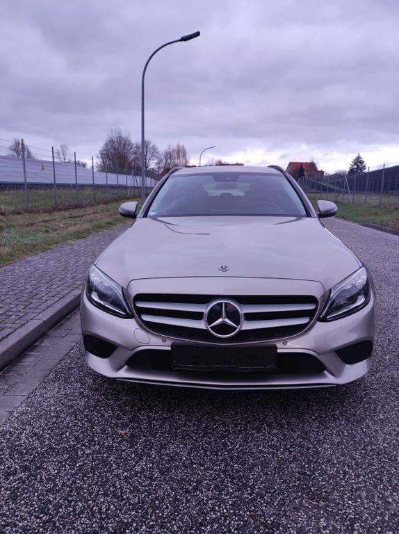 Silber Gebraucht 2020 Mercedes C200 Kombi | 19.300 € (Superpreis) - Bild 1/4