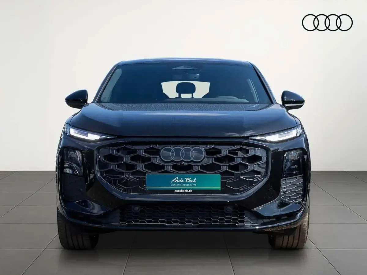 Neu Audi Q3 S-Line 150 PS (110 kW) 2026 Pfeilgrau perleffekt SUV