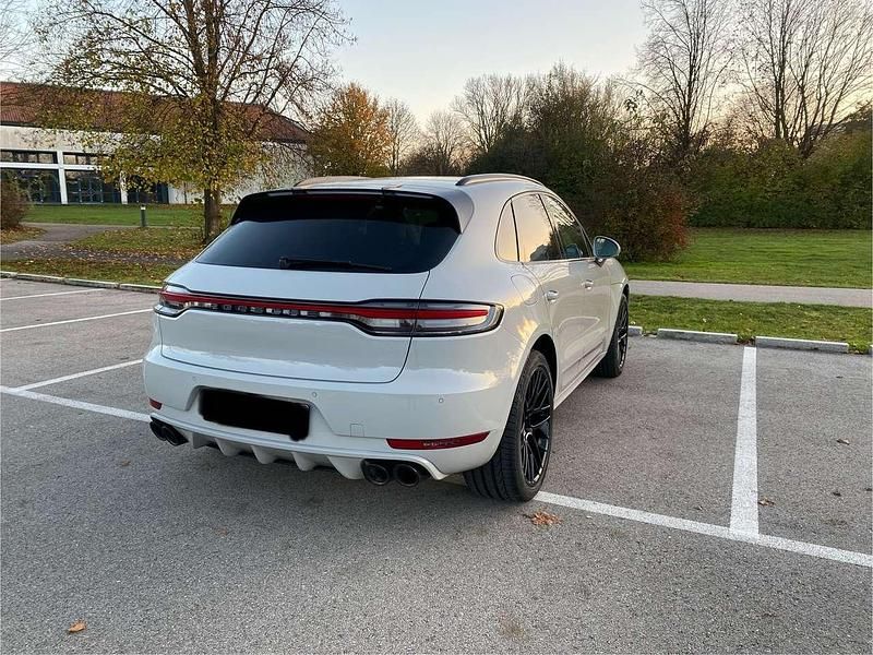 Gebraucht Porsche Macan Turbo 441 PS (324 kW) 2019 SUV