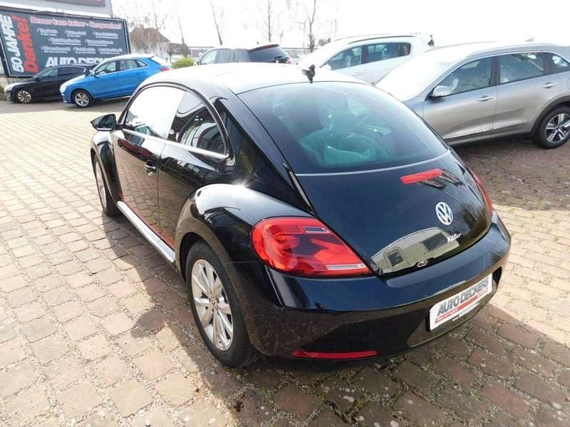 Gebraucht VW Beetle Design 105 PS (77 kW) 2015 Schwarz Kleinwagen