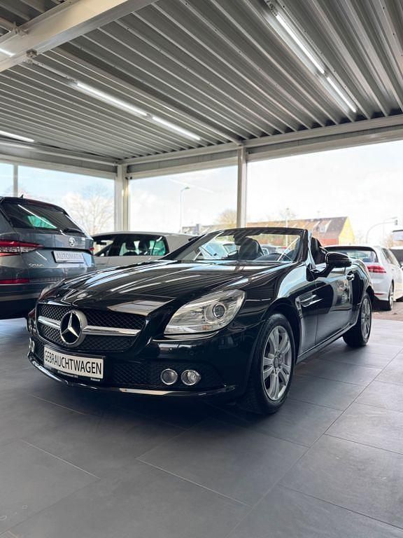 Gebraucht Mercedes SLK200 184 PS (135 kW) 2011 Schwarz Cabrio