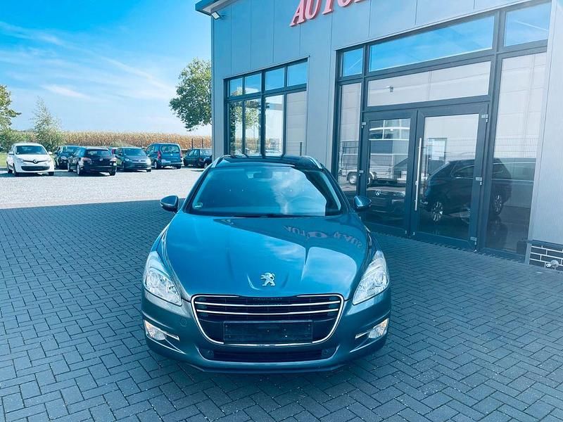 Grau Gebraucht 2014 Peugeot 508 Active Kombi | 5.999 € (Fairer Preis) - Bild 1/4