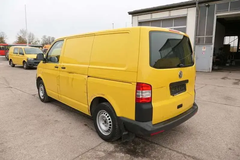 Gebraucht VW T5 84 PS (61 kW) 2013 Gelb Van