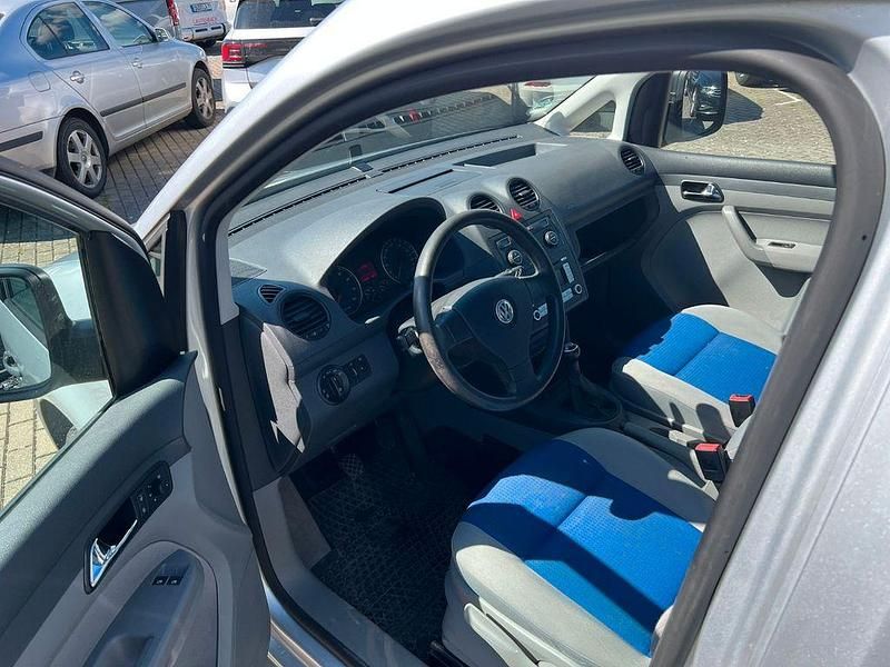 Gebraucht VW Caddy Life 105 PS (77 kW) 2009 Silber Van / Kleinbus