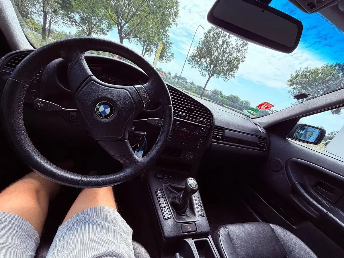 Gebraucht BMW 320 150 PS (110 kW) 1998 Grün Kombi