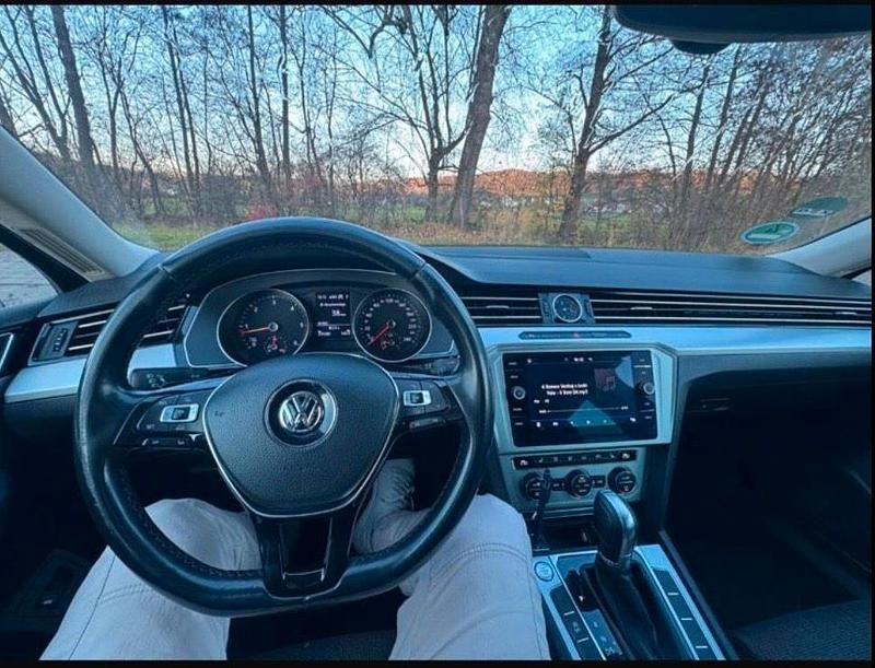 Schwarz Gebraucht 2018 VW Passat Kombi | 10.900 € (Superpreis) - Bild 1/4