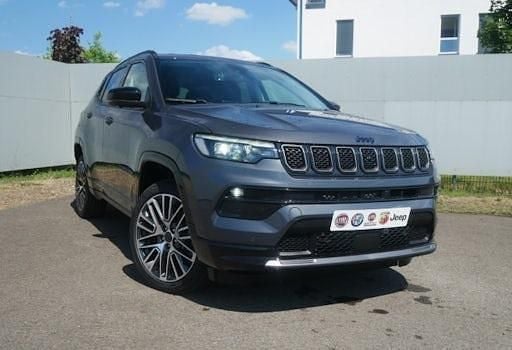 Neu Jeep Compass Summit 240 PS (176 kW) 2025 Grau SUV