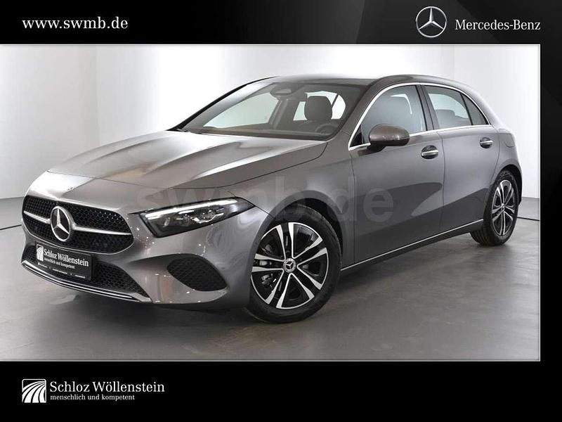 Metalliclack mountaingrau Gebraucht 2025 Mercedes A180 Progressive Limousine | 30.570 € (Fairer Preis) - Bild 1/4