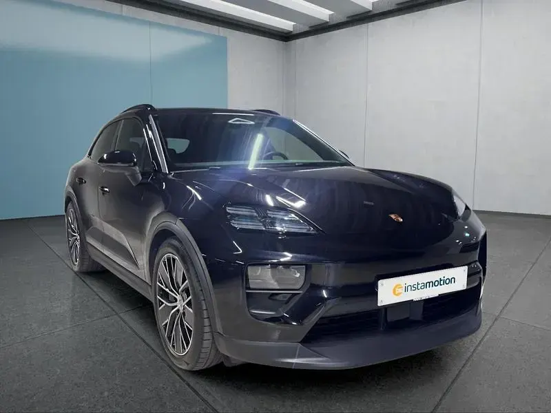 Second-hand Porsche Macan 330 kW (449 CP) 2024 Negru SUV