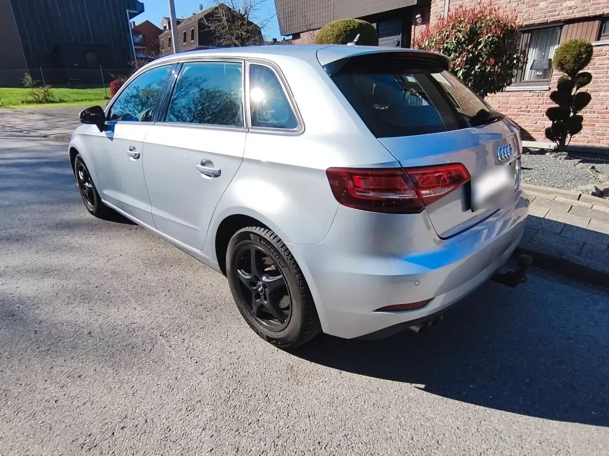Gebraucht Audi A3 Comfort 150 PS (110 kW) 2020 Silber Limousine