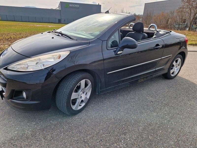 Gebraucht Peugeot 207 CC 120 PS (88 kW) 2013 Schwarz Cabrio