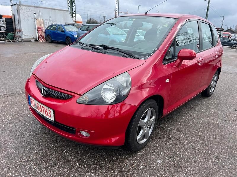 Gebraucht Honda Jazz 57 PS (41 kW) 2008 Rot Kleinwagen