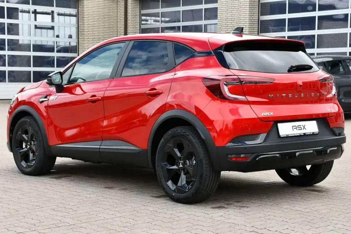 Neu Mitsubishi ASX Diamant Edition 109 PS (80 kW) 2026 Rot SUV