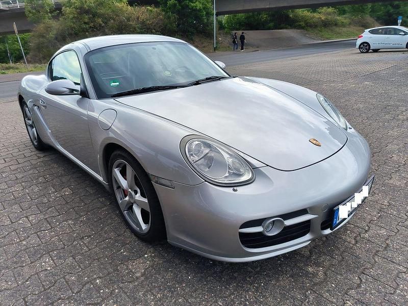 Silber Gebraucht 2018 Porsche Cayman S Coupé | 31.999 € - Bild 1/4