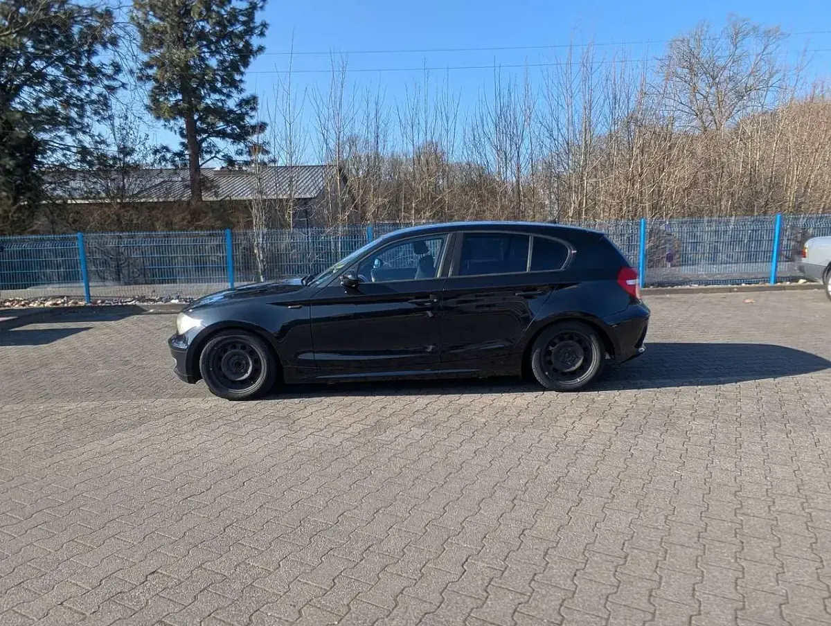 Gebraucht BMW 116 Performance 122 PS (89 kW) 2008 Schwarz Kleinwagen