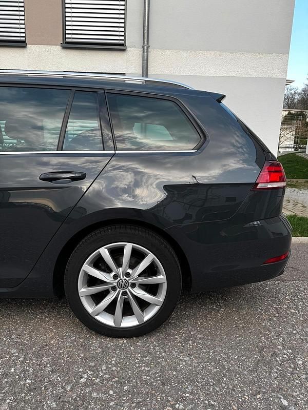 Gebraucht VW Golf VII 2017 Grau Kombi