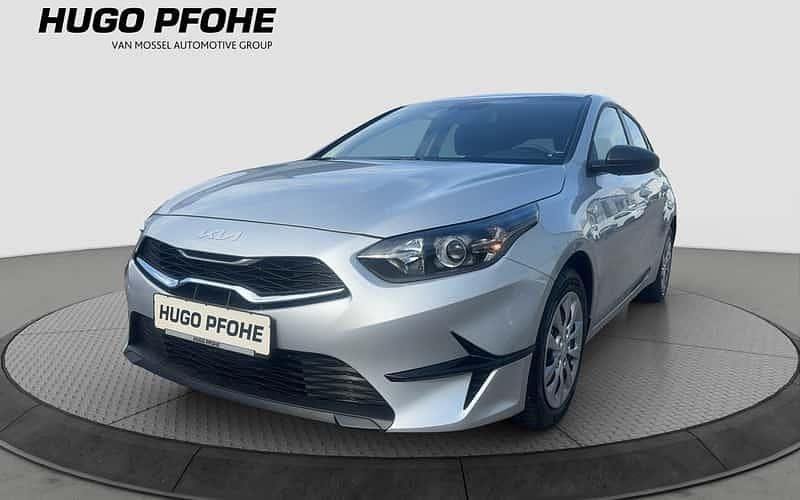 Silber Gebraucht 2025 Kia Ceed Sportswagon Edition 7 Kombi | 18.980 € - Bild 1/4