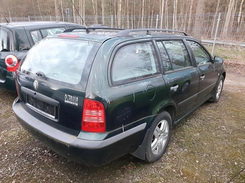 Gebraucht Skoda Octavia 100 PS (73 kW) 2001 Grün Kombi
