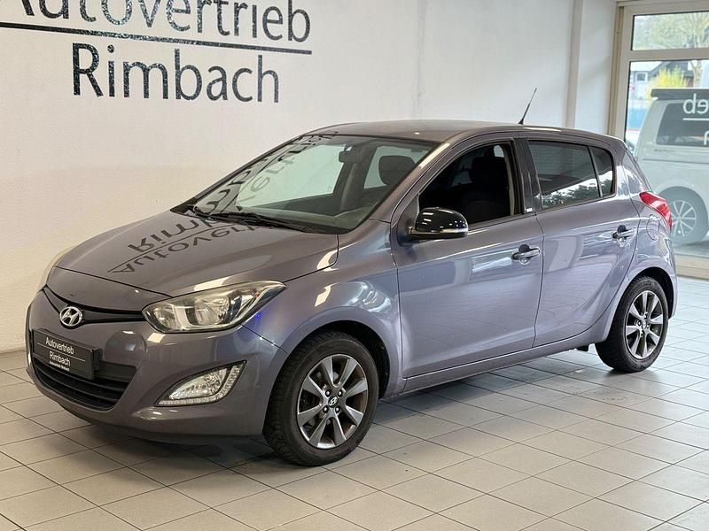 Grau Gebraucht 2014 Hyundai i20 GO! Kleinwagen | 2.990 € (Superpreis) - Bild 1/4