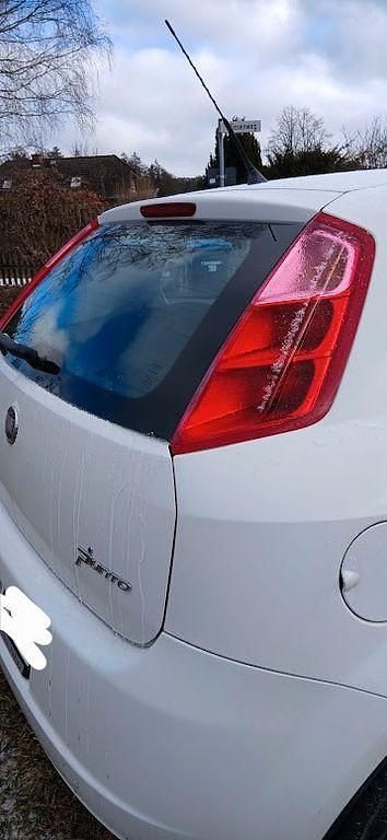 Gebraucht Fiat Punto 65 PS (47 kW) 2009 Weiß Kleinwagen