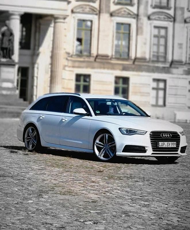 Weiß Gebraucht 2016 Audi A6 Kombi | 13.500 € (Guter Preis) - Bild 1/4