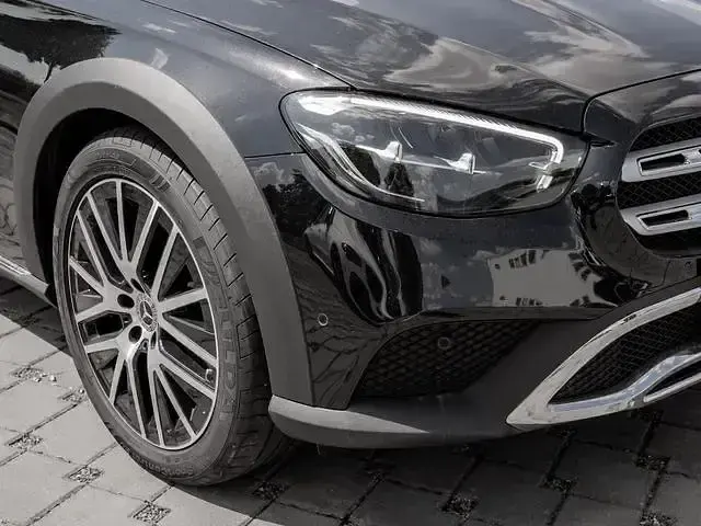 Gebraucht Mercedes E220 All-Terrain Avantgarde 2022 Schwarz Kombi