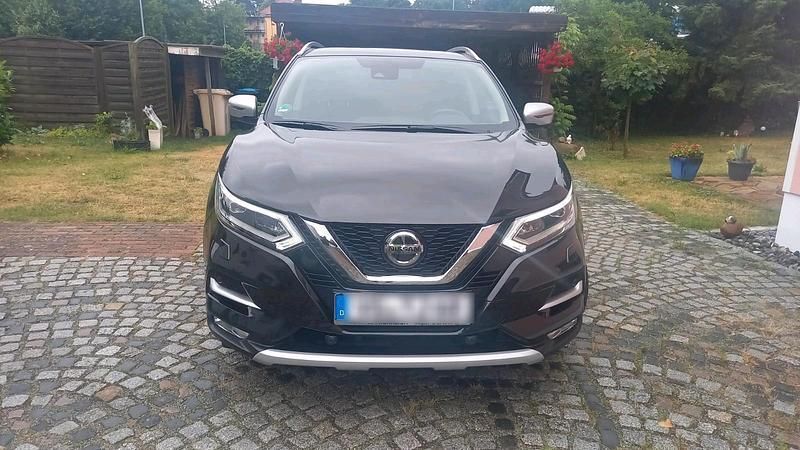 Schwarz Gebraucht 2019 Nissan Qashqai N-Motion SUV | 19.999 € (Fairer Preis) - Bild 1/4