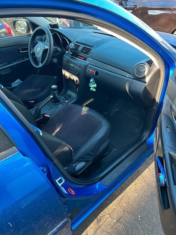 Usata Mazda 3 2006 Blu Utilitaria