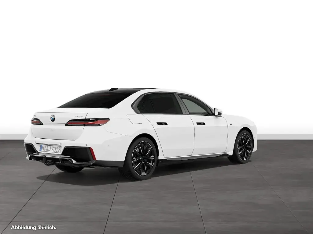 Gebraucht BMW 740 299 PS (219 kW) 2025 Other Limousine
