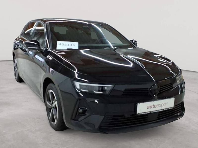 Karbon schwarz metallic Gebraucht 2024 Opel Astra Limousine | 20.490 € (Superpreis) - Bild 1/4