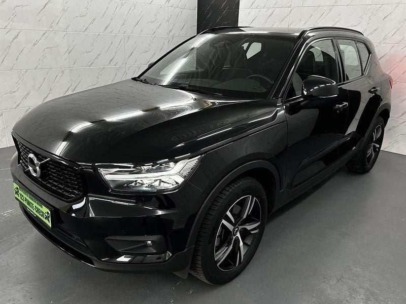 Schwarz Gebraucht 2021 Volvo XC40 R-Design SUV | 29.990 € (Guter Preis) - Bild 1/4