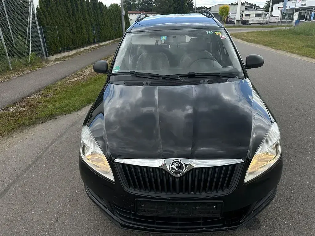 Gebraucht Skoda Roomster Active 90 PS (66 kW) 2013 Schwarz Van / Kleinbus