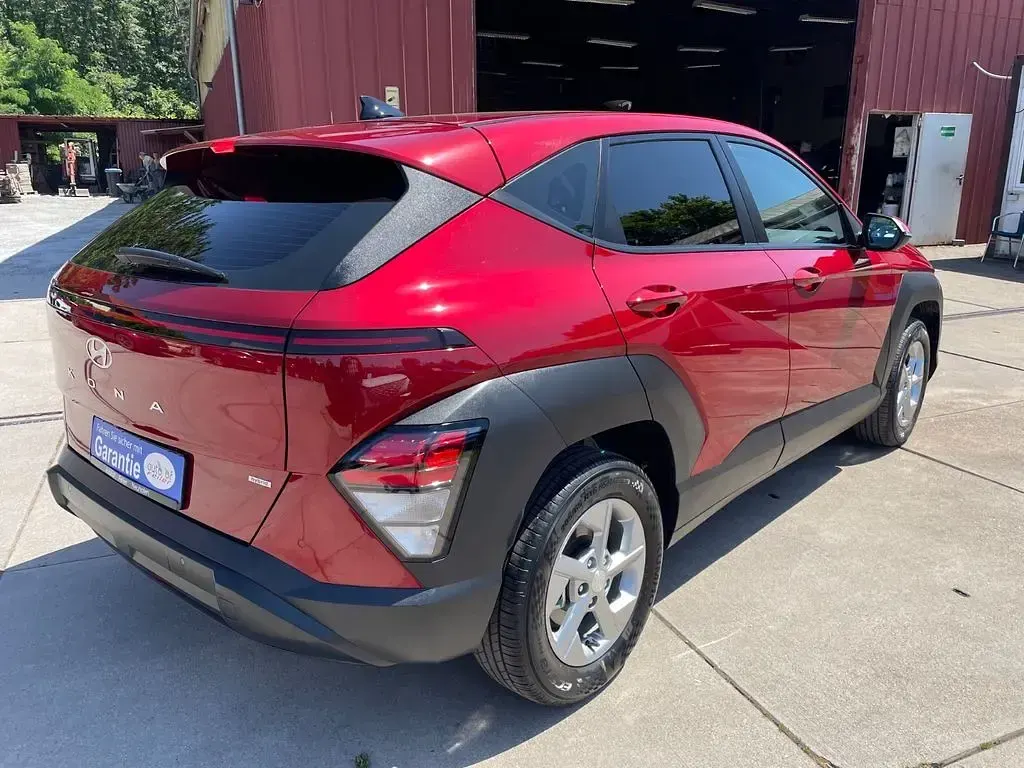 Gebraucht Hyundai Kona Prime 141 PS (103 kW) 2024 Rot SUV