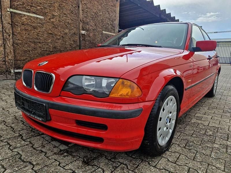 Rot Gebraucht 1999 BMW 316 Limousine | 4.500 € (Fairer Preis) - Bild 1/4