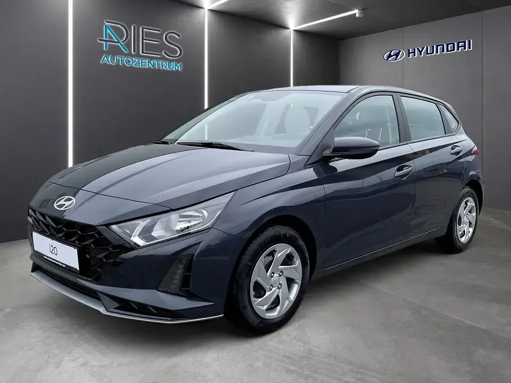 Neu Hyundai i20 Select 90 PS (66 kW) 2026 Grau Kleinwagen
