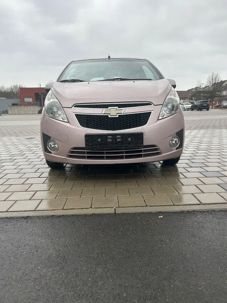 Gebraucht Chevrolet Spark LS 68 PS (50 kW) 2011 Rot Kleinwagen