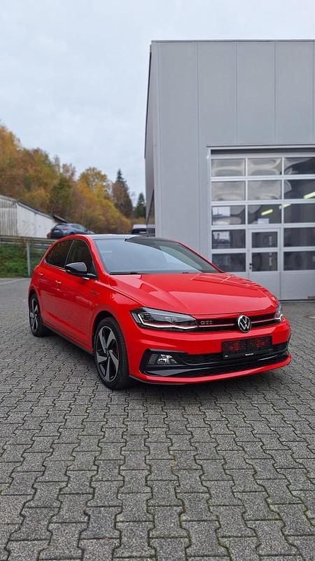 Rot Gebraucht 2020 VW Polo GTI Limousine | 17.480 € (Guter Preis) - Bild 1/4