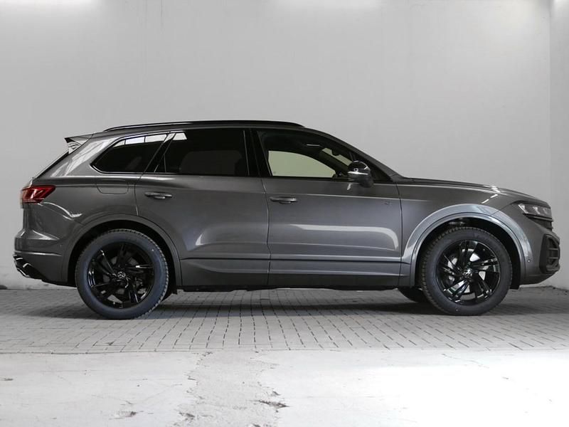 Gebraucht VW Touareg R-line 286 PS (210 kW) 2025 Grau SUV