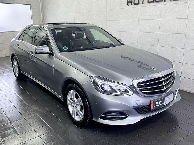 Gebraucht Mercedes E220 170 PS (125 kW) 2014 Silber Limousine
