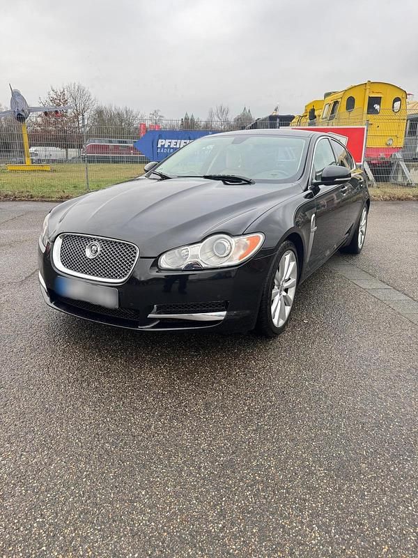 Gebraucht Jaguar XF 241 PS (177 kW) 2010 Schwarz Limousine