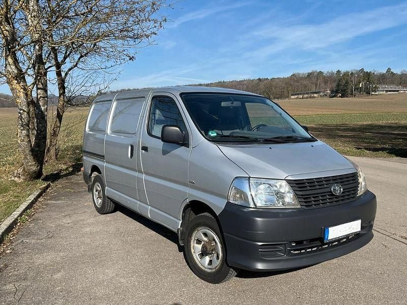 Gebraucht Toyota HiAce 117 PS (86 kW) 2007 Silber Limousine