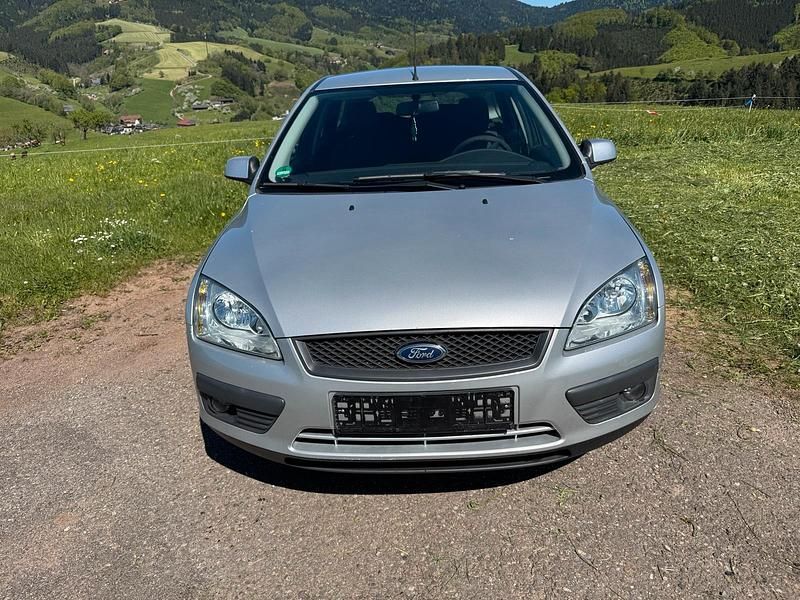Second-hand Ford Focus 90 CP (66 kW) 2007 Argintiu Break