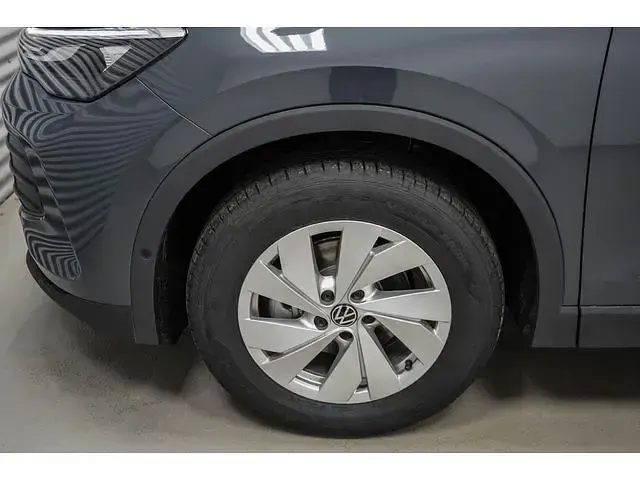 Neu VW Tiguan 131 PS (96 kW) 2026 Delfingrau metallic (b0) SUV