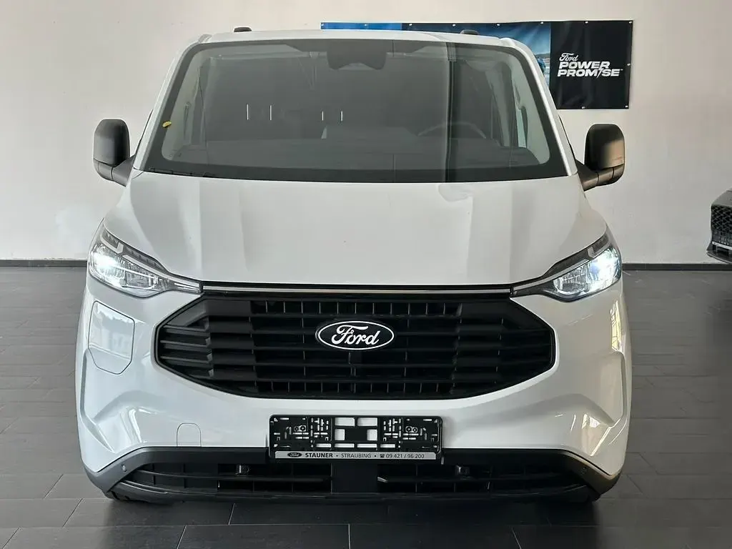 Neu Ford Transit Custom Trend 232 PS (170 kW) 2025 Weiß Van / Kleinbus