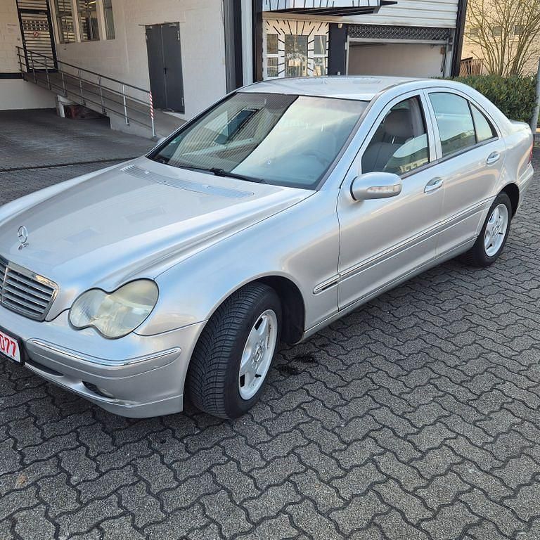 Gebraucht Mercedes C200 Elegance 163 PS (119 kW) 2001 Silber Limousine
